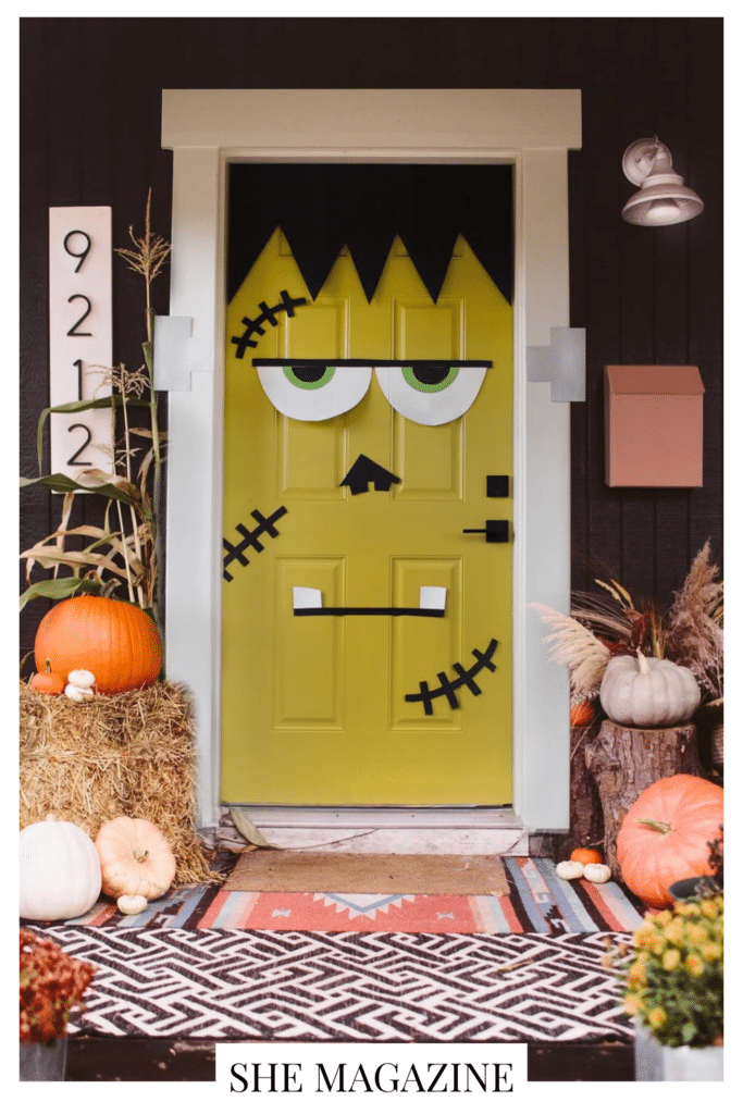 Amazing Outdoor Halloween Decorations That Will Make Your Home the Most Famous House on the Block